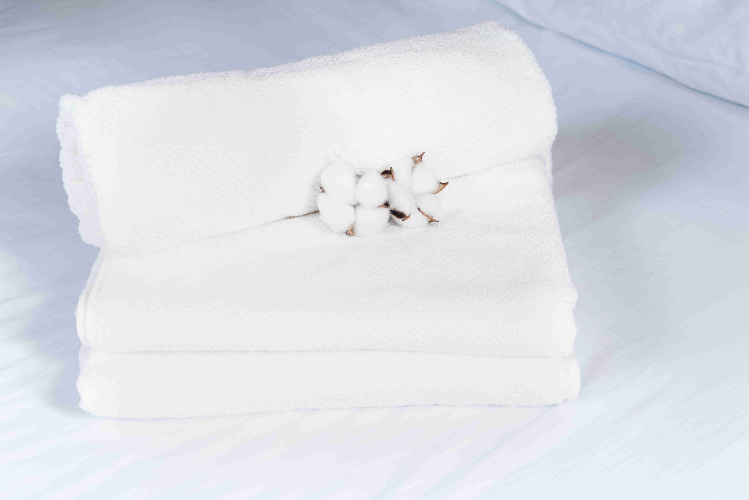 stacked disposable facial towels